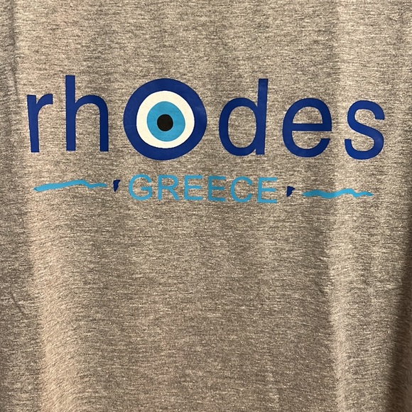 🔥🔥🔥NWOT Heather Grey Cropped Rhodes Evil Eye Tee - Picture 2 of 4